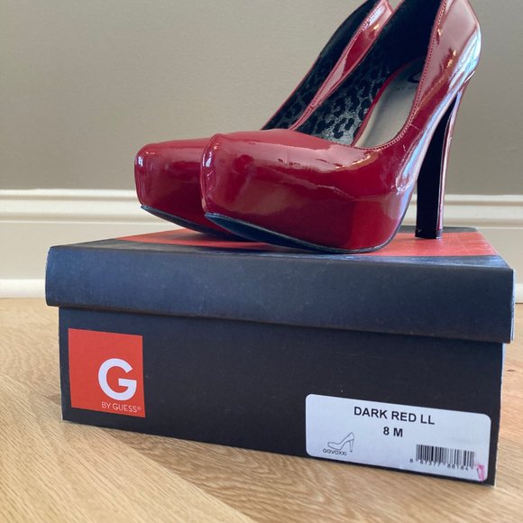 GUESS women size 8 shiny red patent leather chunky platform pump heel - Picture 7 of 9